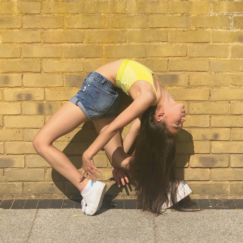 Chloe ZW