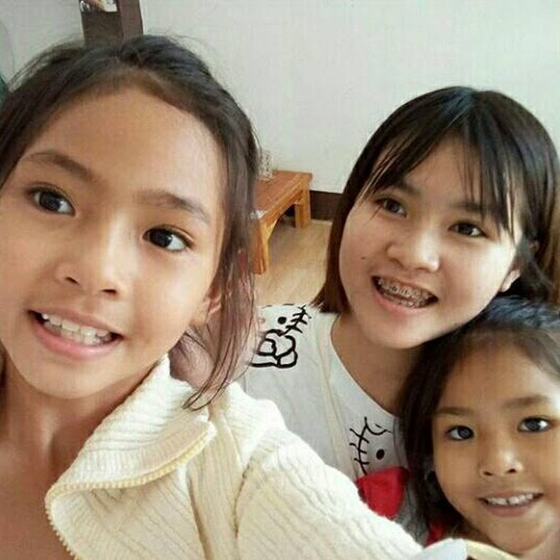 สาวคูณสาม Channel