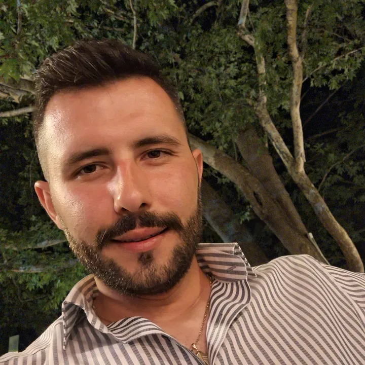 Xrhstos Karakwstas
