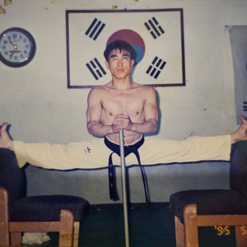 E jae cheol Yoga Fitness