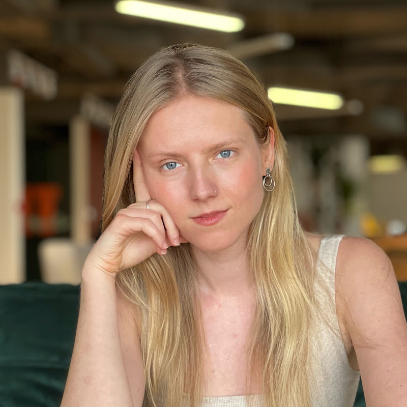 Lena Shakurova | AI, chatbots and voice agents