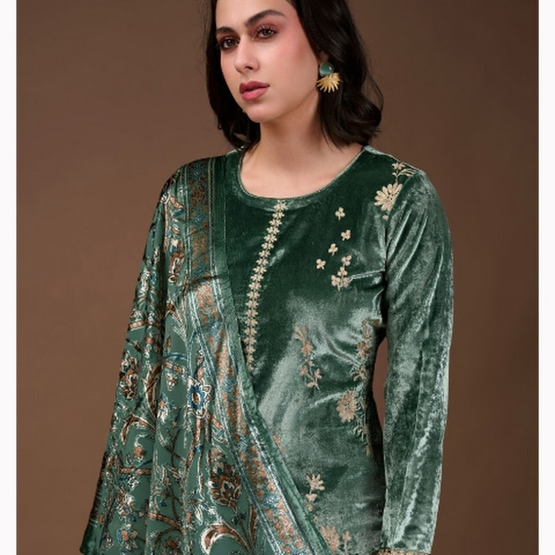 Vinod cloth store Bahal 