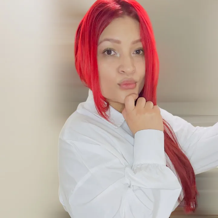 Eliana G UGC USA