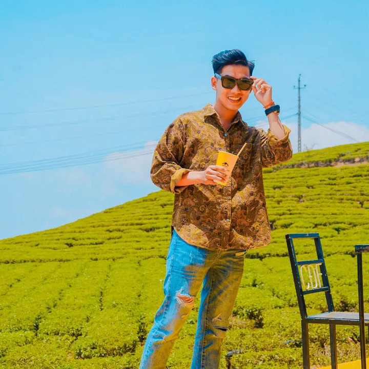 Bay cùng Giang