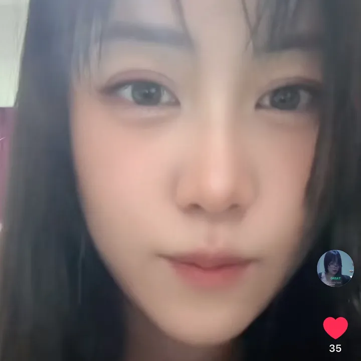 Monaปอ 保持單身