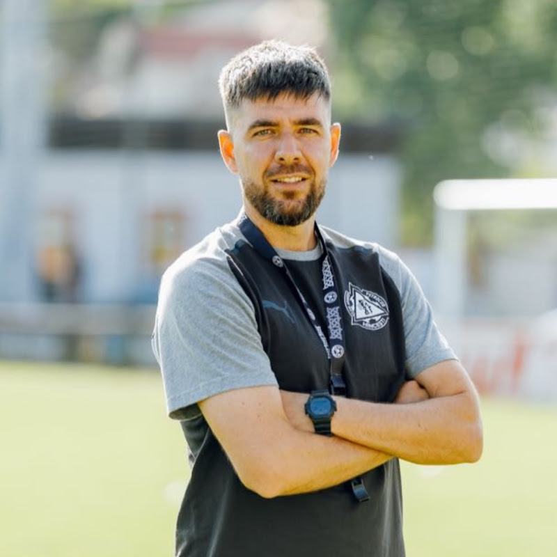 Denis Zmeu Coach 