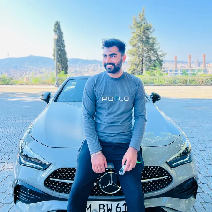 SajaWal🇪🇸