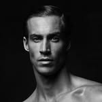 MODEL / FITNESS BALI