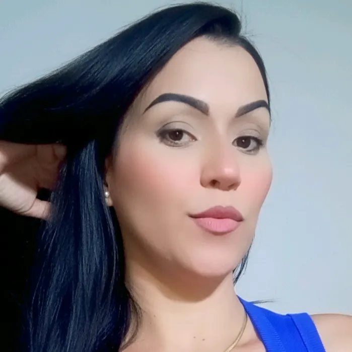 𝐊𝐚𝐫𝐥𝐚 𝐓𝐞𝐜𝐡