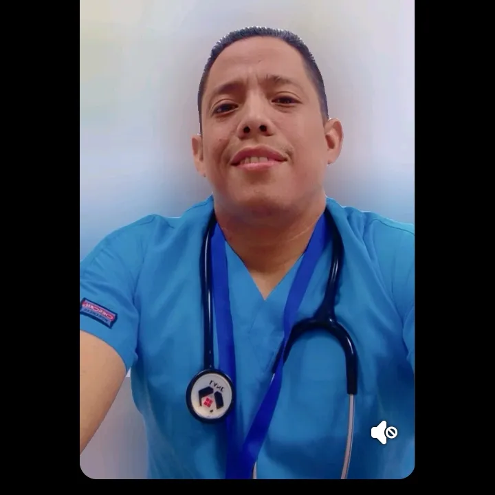 ✨Joswell Lucero(Doc)🍀🏥☠️🩻