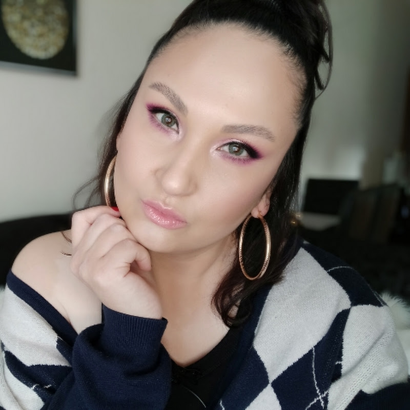 MarinaMakeupShopping