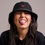 Letícia M. Marques