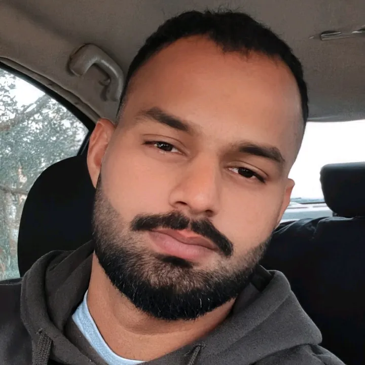 ShahZaib رحمانی 🚩🇬🇷