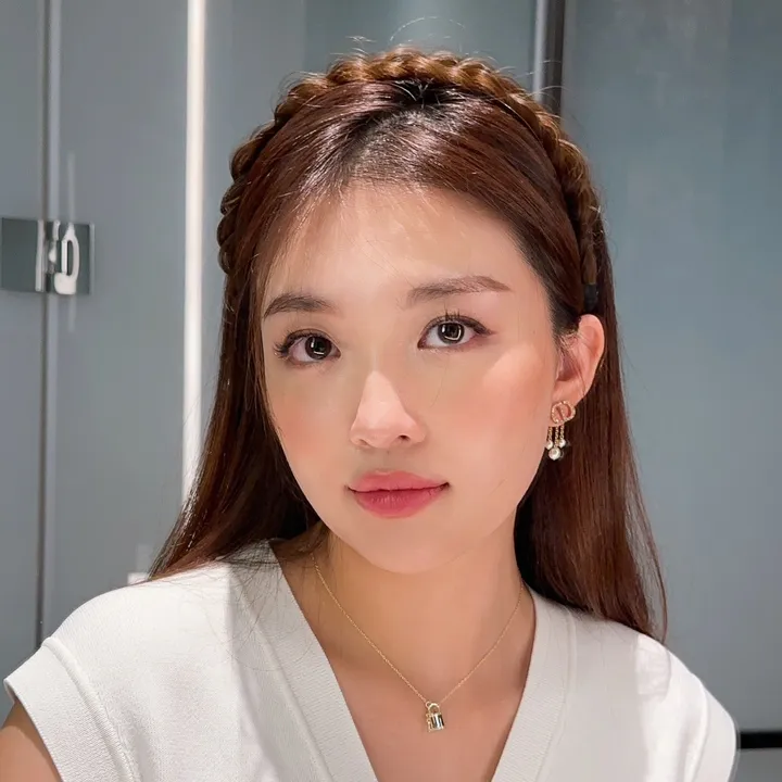 Jeanie Vu