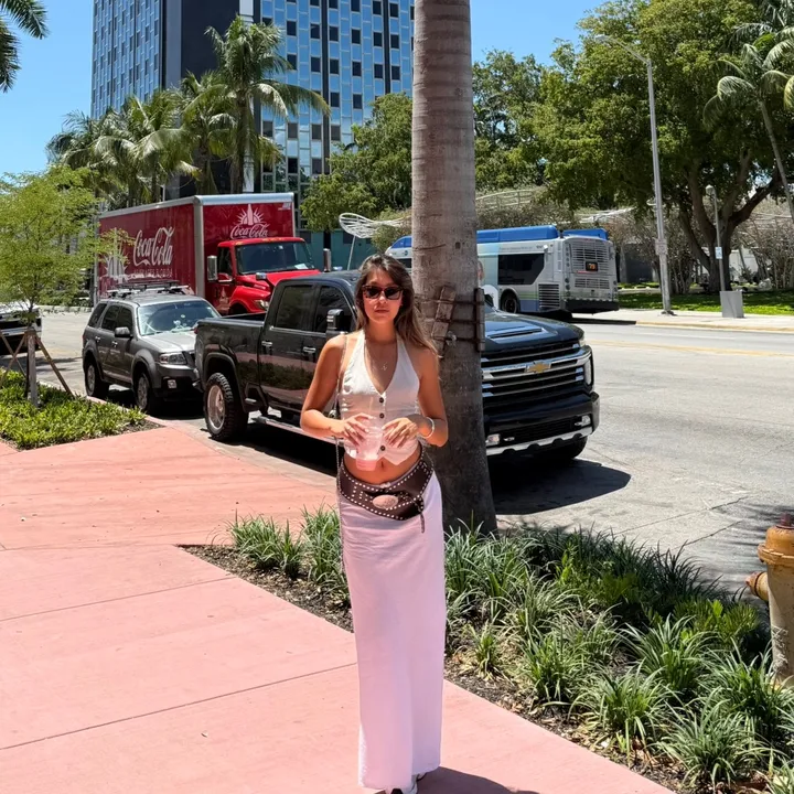 NICOLLE SIERRA C. ☻︎