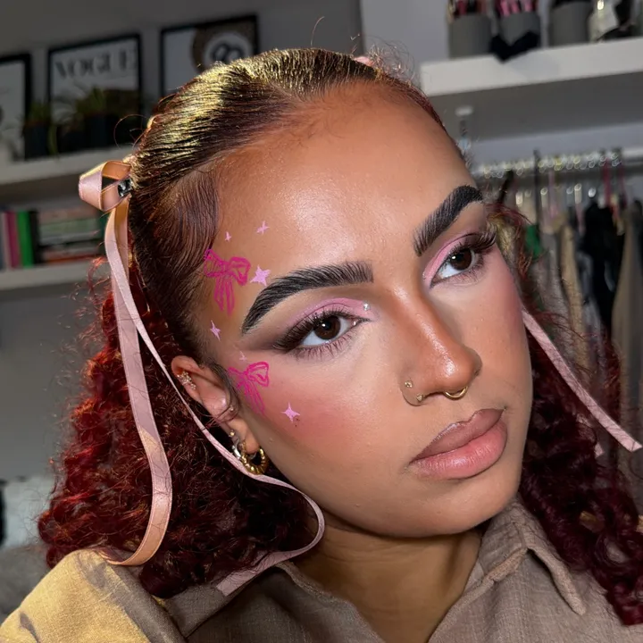 𝒜𝓇𝓉𝒾𝓈𝓉𝓇𝓎𝒷𝓎𝒦ℯ𝒾🦋
