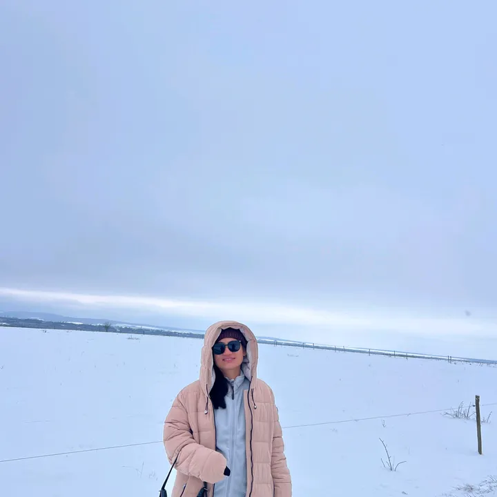 @shobharana40🇳🇵🇷🇴
