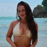 Laura Jasmin — lifestyle | wellness | travel content creator