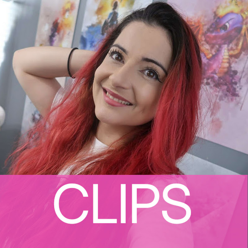 AnnieFuchsia Clips