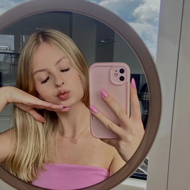 m💋