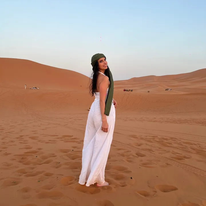 Samantha Lopez ✈️ 📸