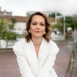 Adina Plesa | LIMITLESS LEADER ™