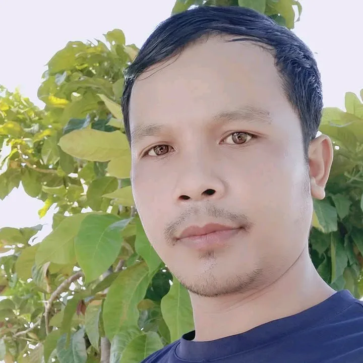 នាយ ខ្លា