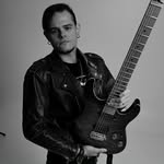 Vitor Castro 🎸
