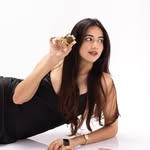 Garvita Miglani 🖤