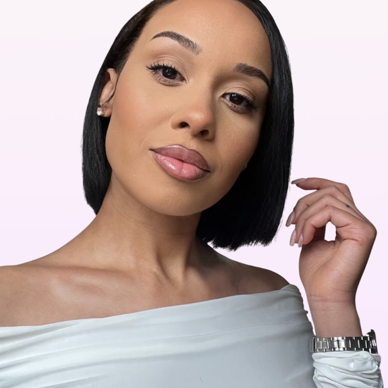 Gloss And Tingles ASMR