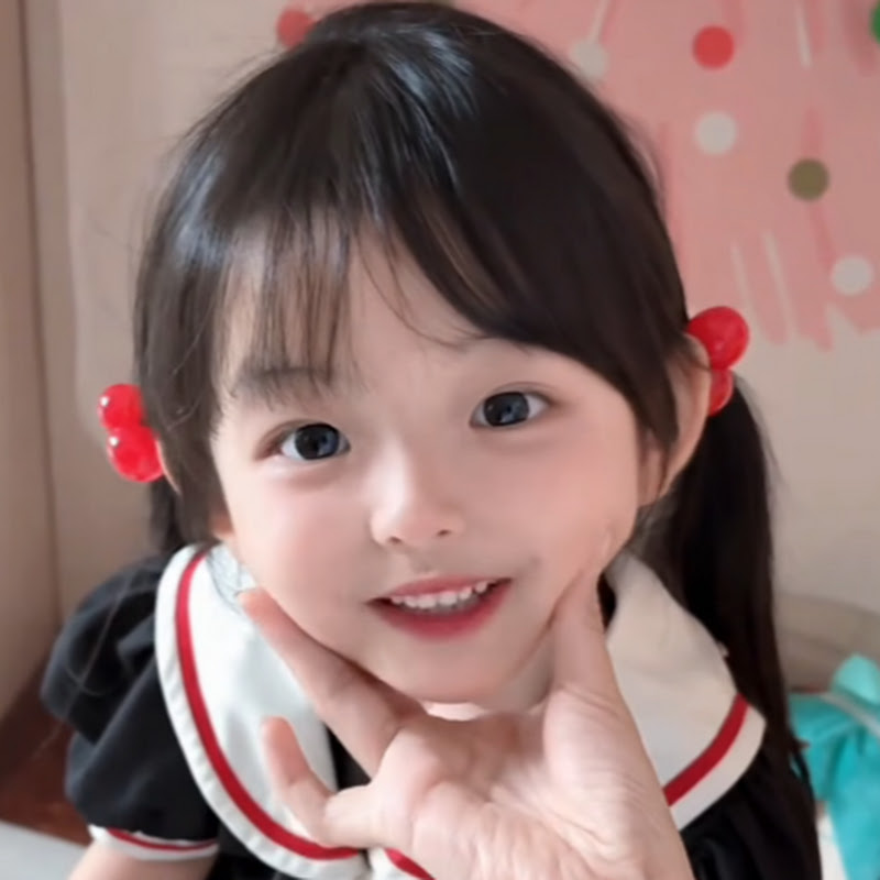 A Cute-Petite Girl