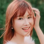 L I S A 劉 思 希 (洋咩咩)