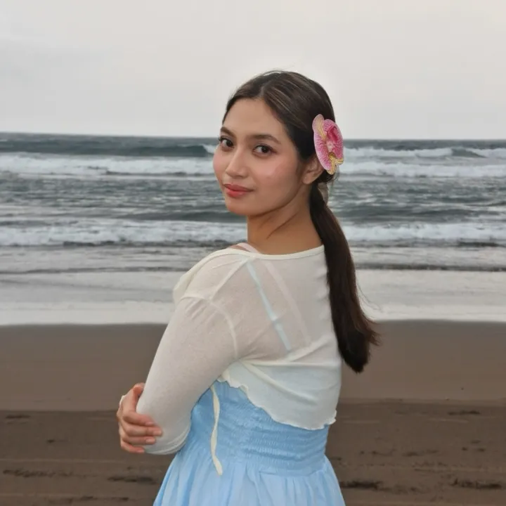 Nadhira Tuffahati