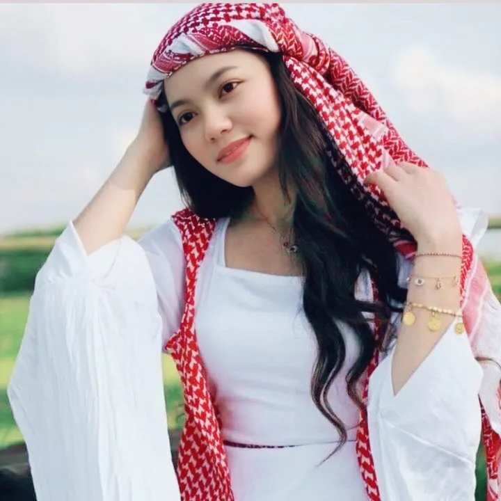 KIM 🇵🇭🇦🇪