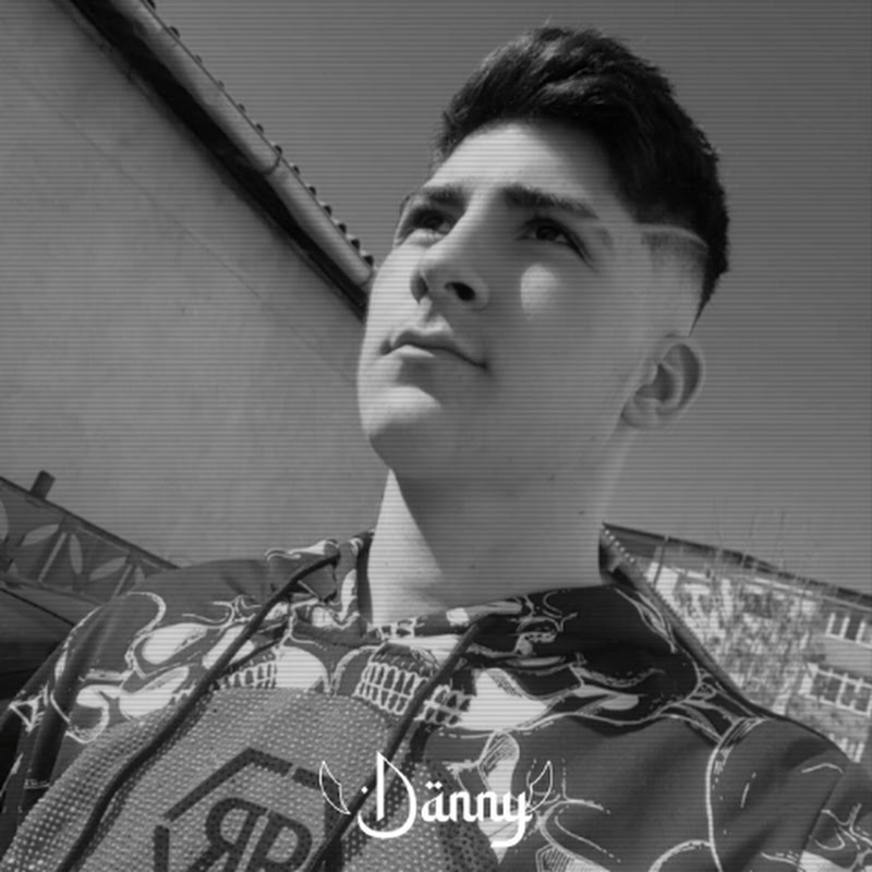 𓆩Danny𓆪