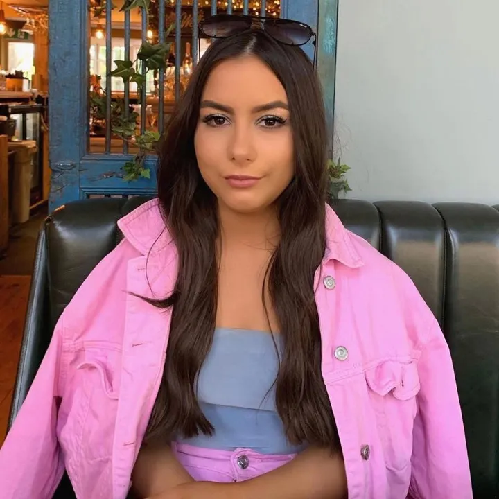 meganbethany_x