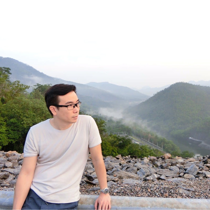 Early Retirement Through the Lens of Travel