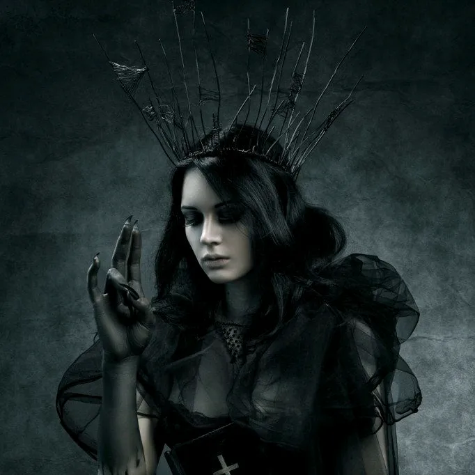 Sƈσƚƚιʂԋ Vιʅʅαιɳ 👑🖤