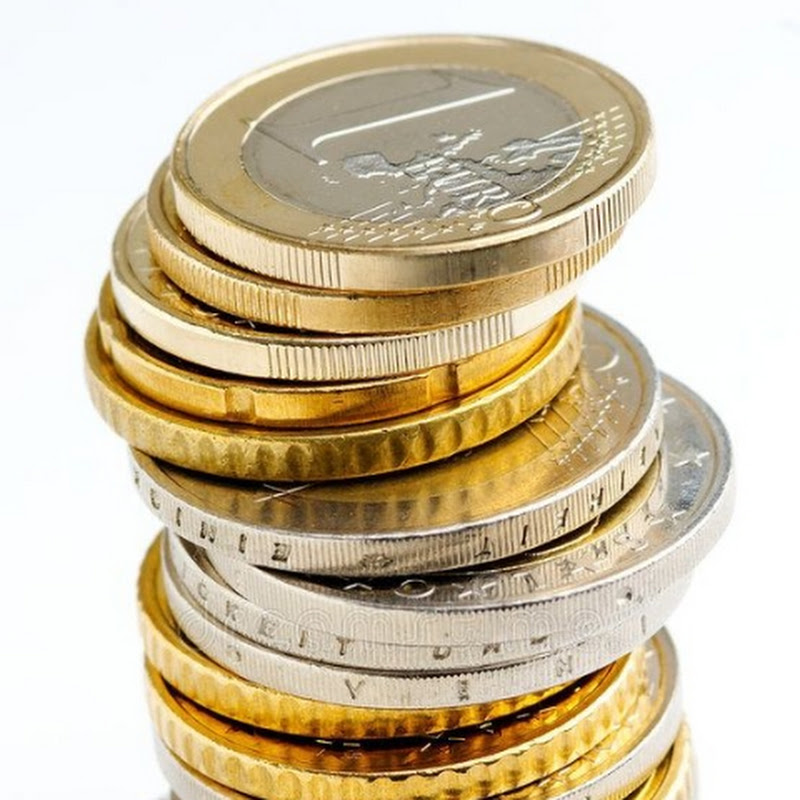 M And S WORLD MIX COINS 
