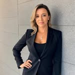 E.F.Y English Classes | Teacher Kariny