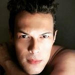 ADRIÁN ARTURO | Comedia