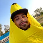 Johnny González