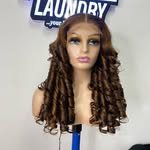 WIGMAKER/VENTILATOR/HAIR REVAMP IN BENIN