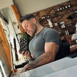 OSCAR JOHANSEN - ONLINE COACH