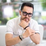 Dr. Kenneth Valladares
