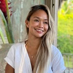 Kemie • Yoga teacher 🕉️