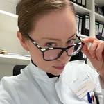 Dr. Adri | HAAR | HAUT | BEAUTY
