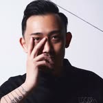 Seven Yi 易柏翔
