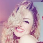 Paria Akhavass پريا اخواص