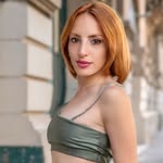 VALENTINA MACRI